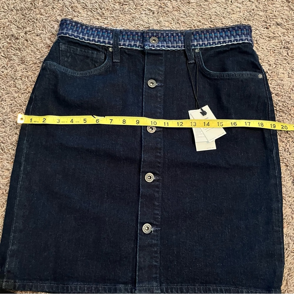NWT LEVI’S Made & Crafted High-Rise Skirt in Sky Rinse Sz 30 Button Front - Picture 13 of 15